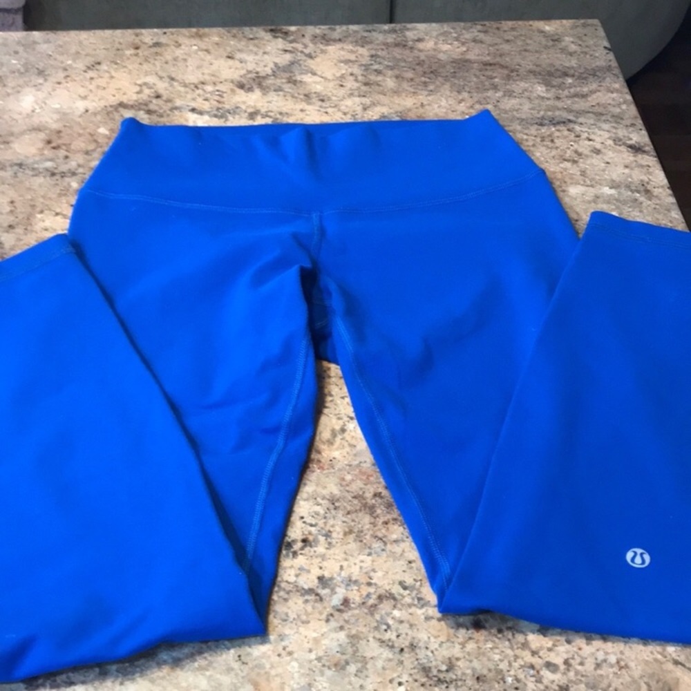Size 6 Lulu Lemon full length legging